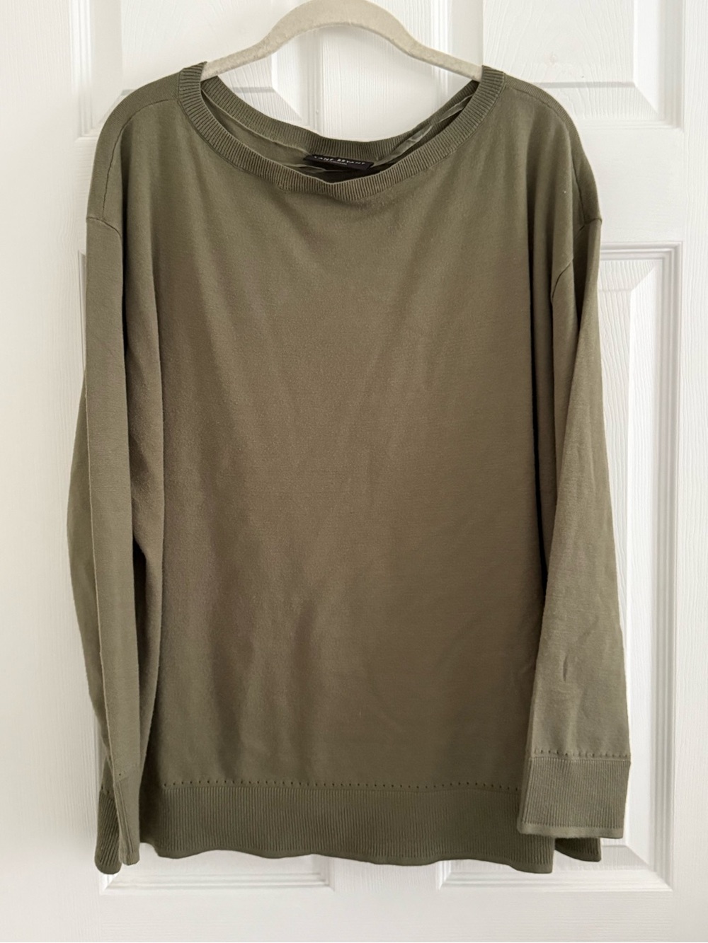 Lane Bryant Olive Crewneck Sweater - lightweight- Great Fall Color - 18/20